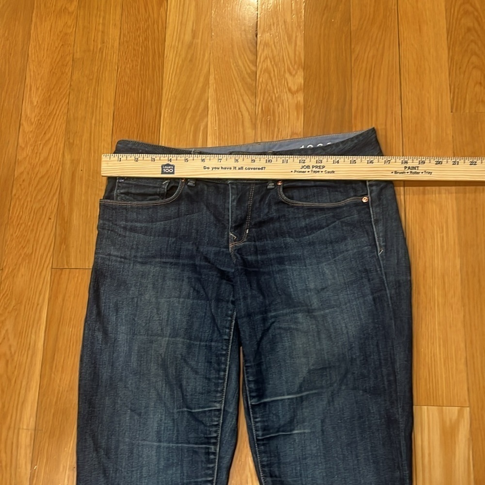 Old navy women’s perfect boot jeans size 28/6L. - Picture 2 of 10